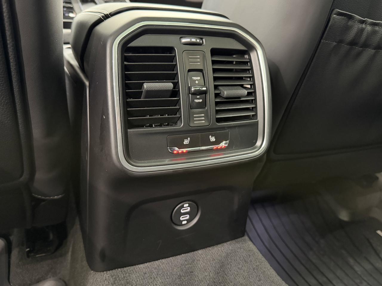 2022 Porsche Macan S Newark DE