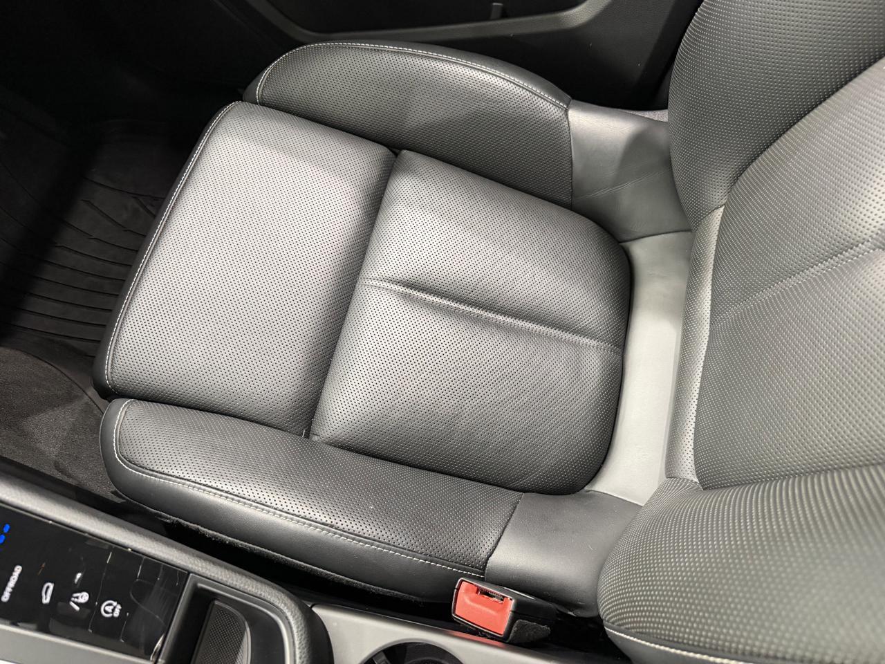 2022 Porsche Macan S Newark DE