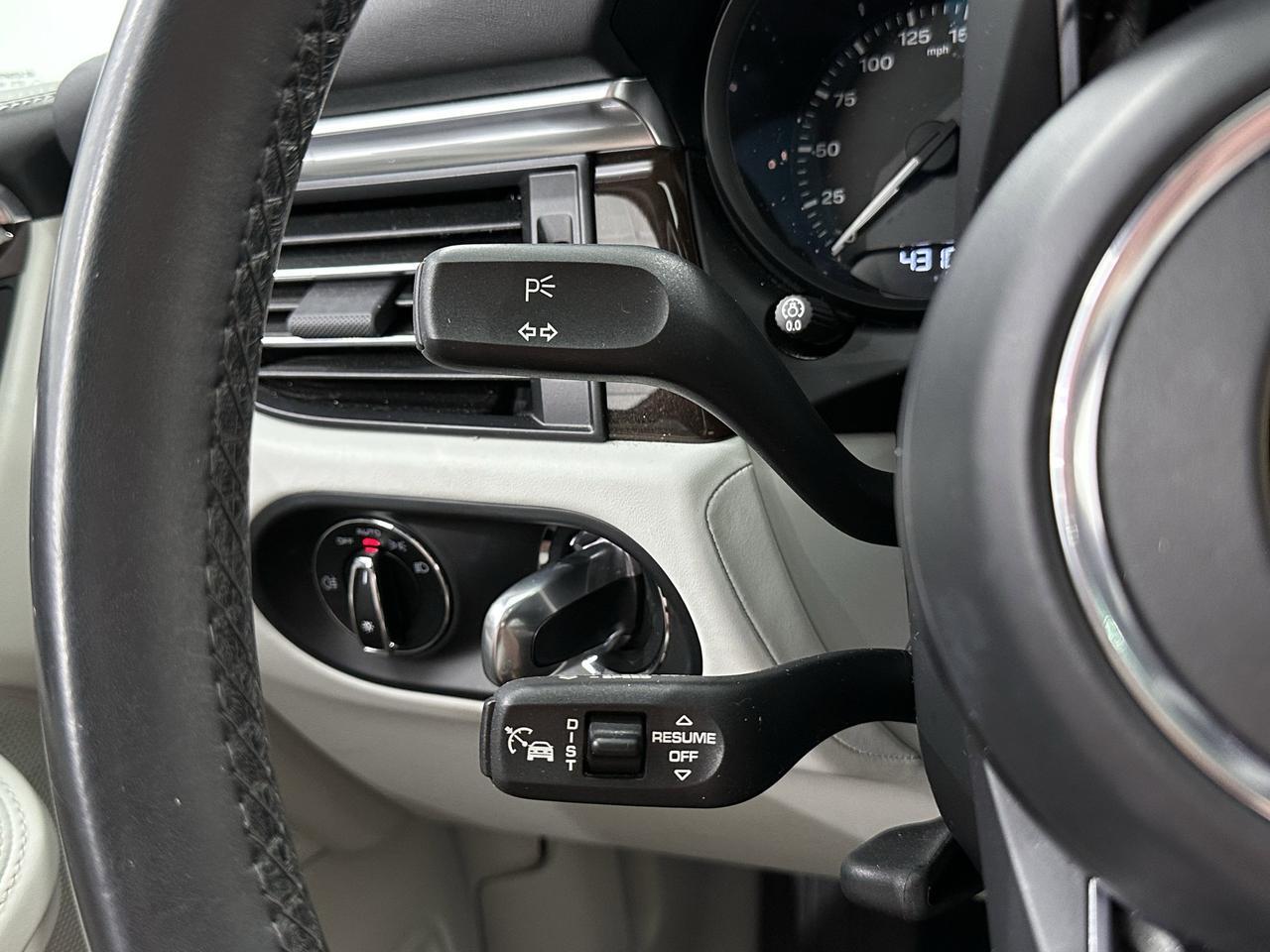 2022 Porsche Macan S Newark DE