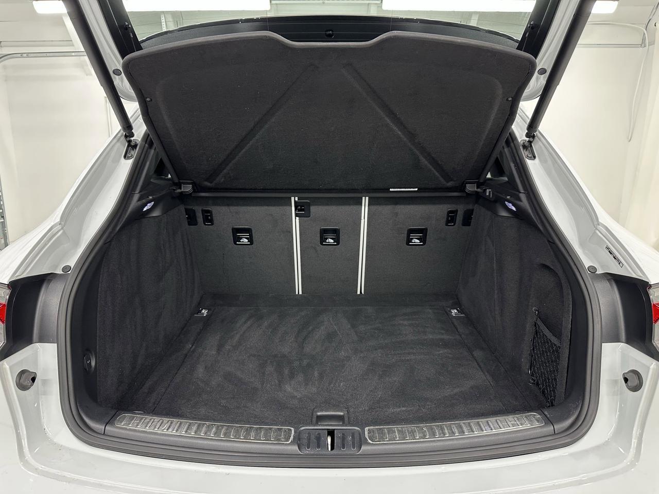 2022 Porsche Macan S Newark DE