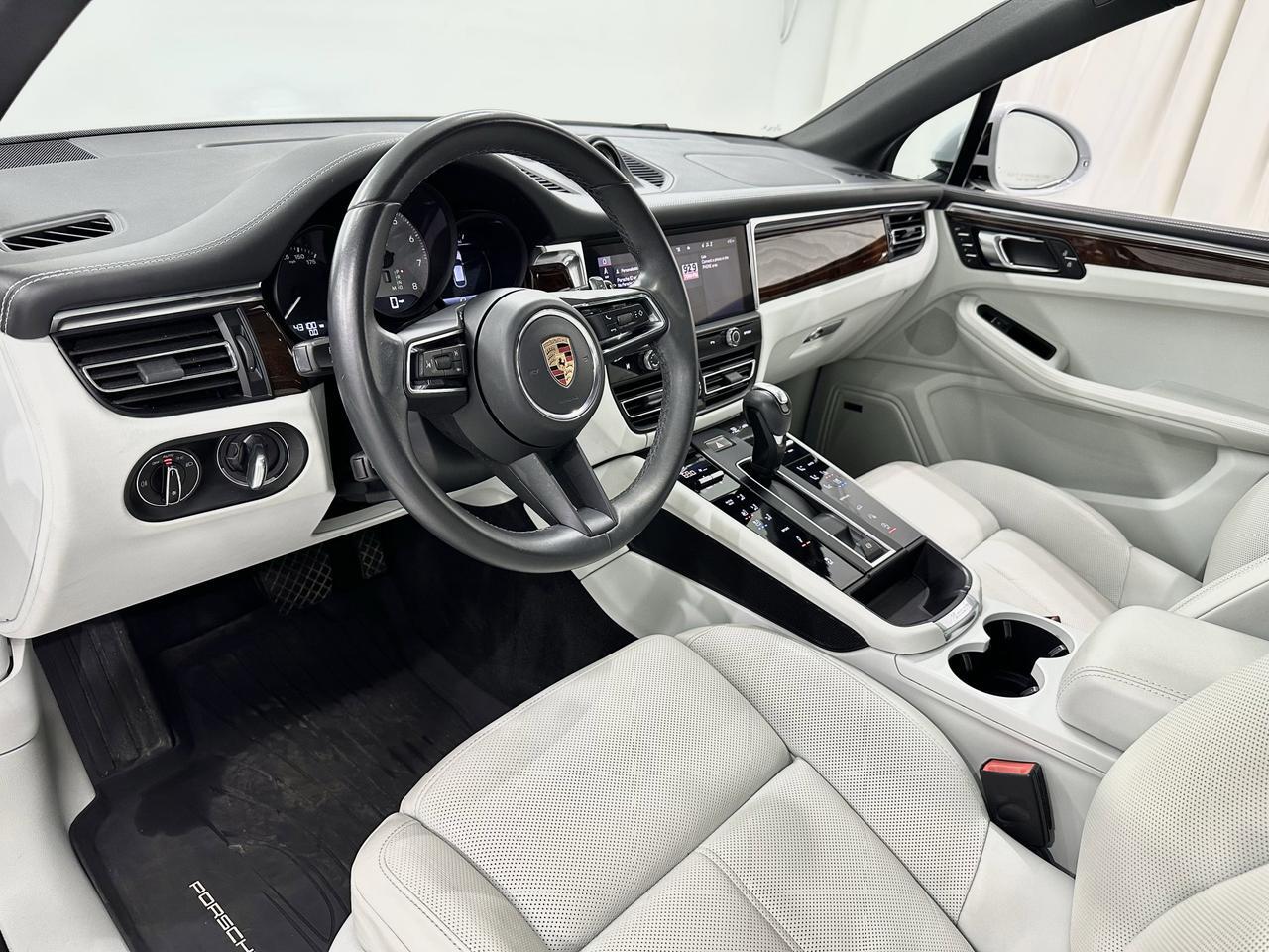 2022 Porsche Macan S Newark DE