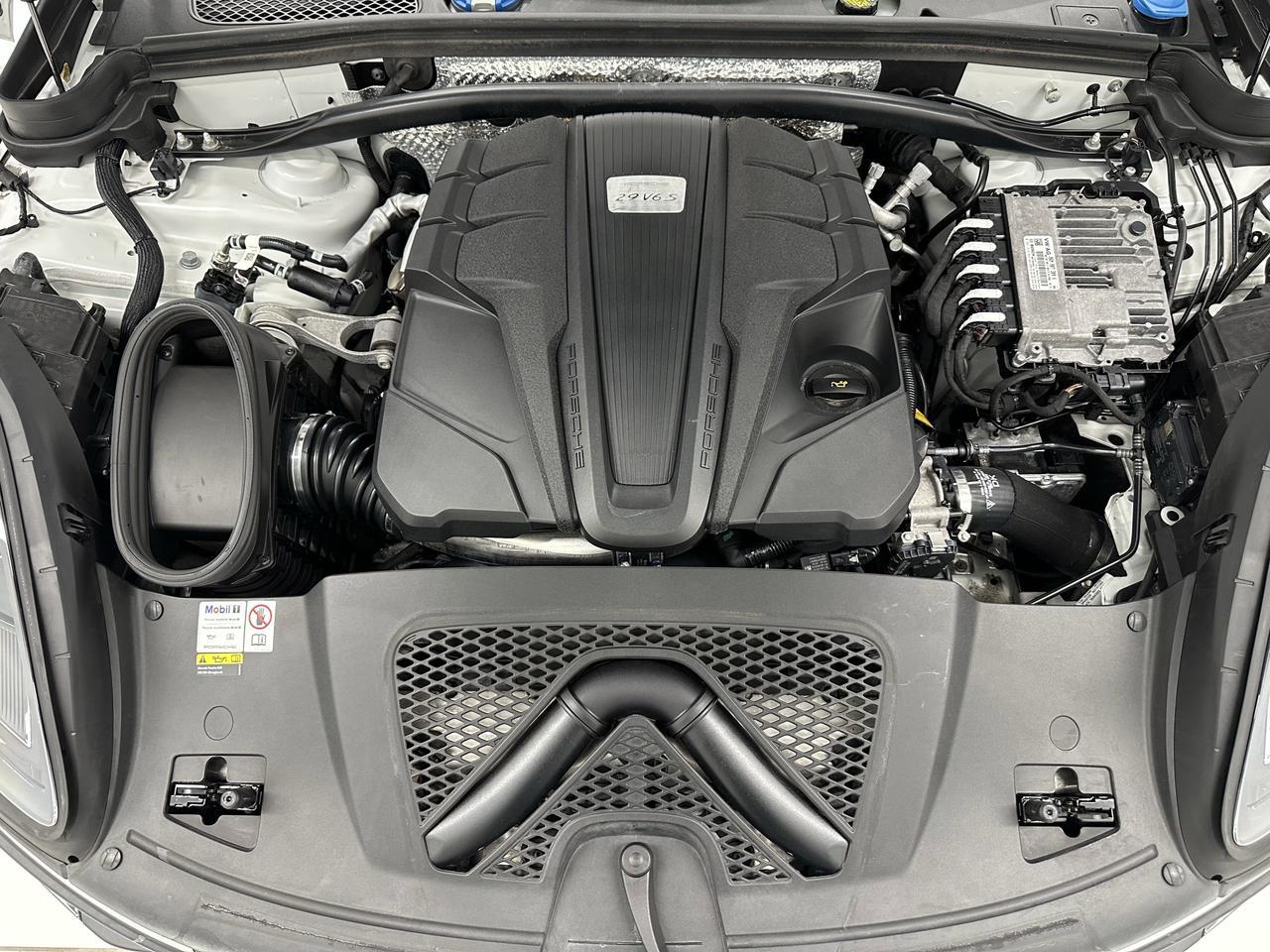 2022 Porsche Macan S Newark DE