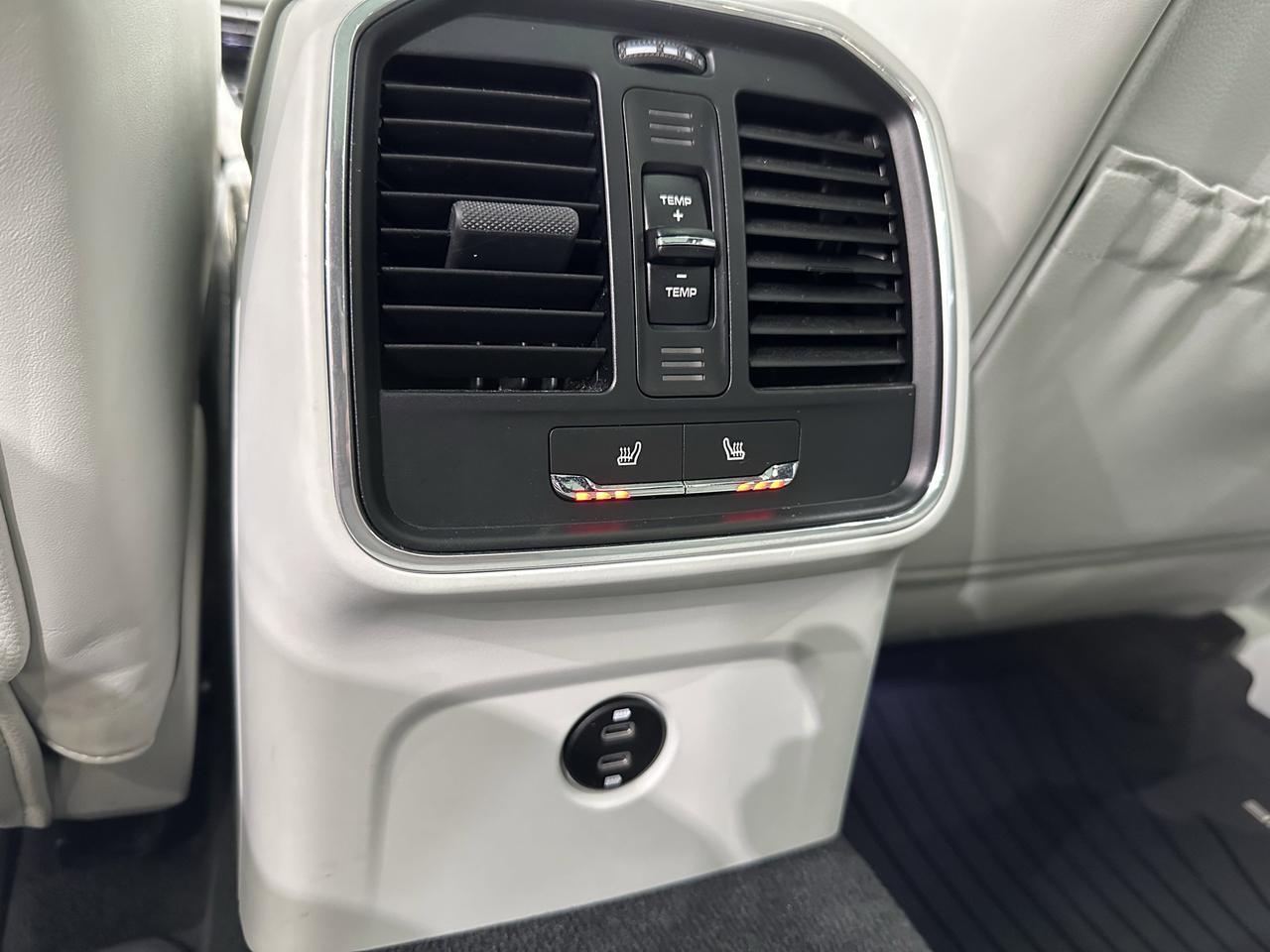 2022 Porsche Macan S Newark DE