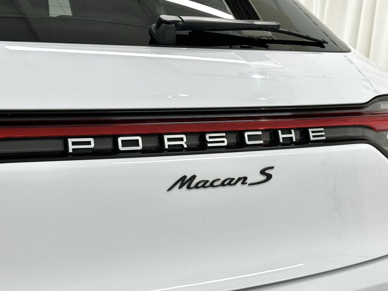 2022 Porsche Macan S Newark DE