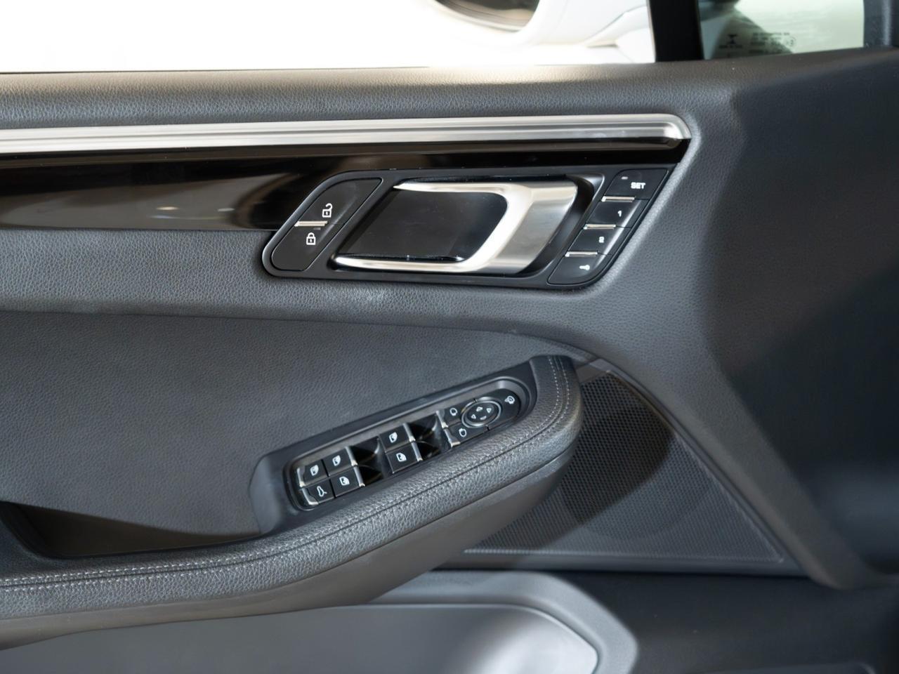 2022 Porsche Macan S Pompano Beach FL
