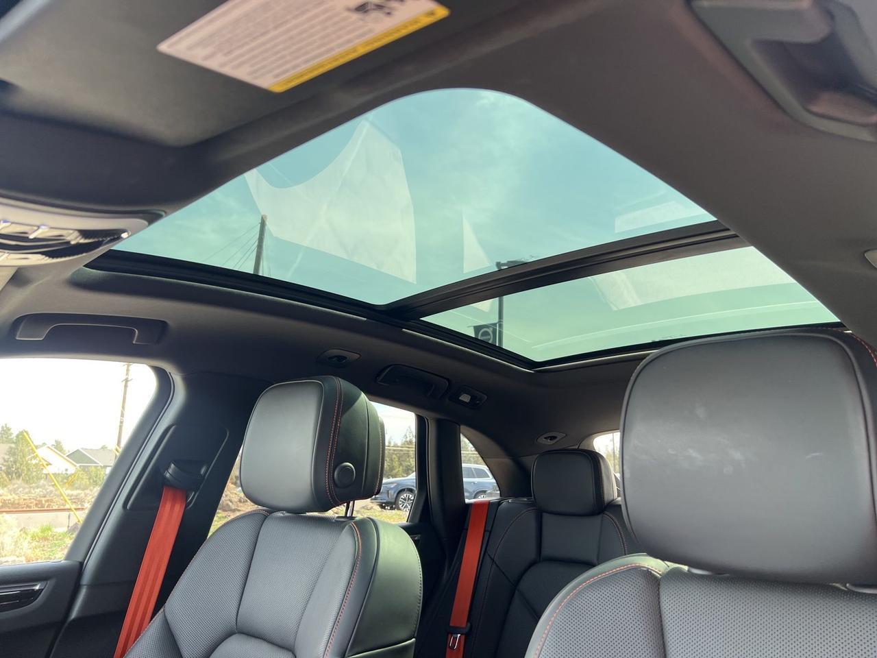 2022 Porsche Macan S Bend OR