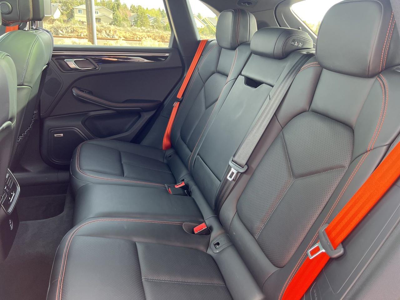 2022 Porsche Macan S Bend OR