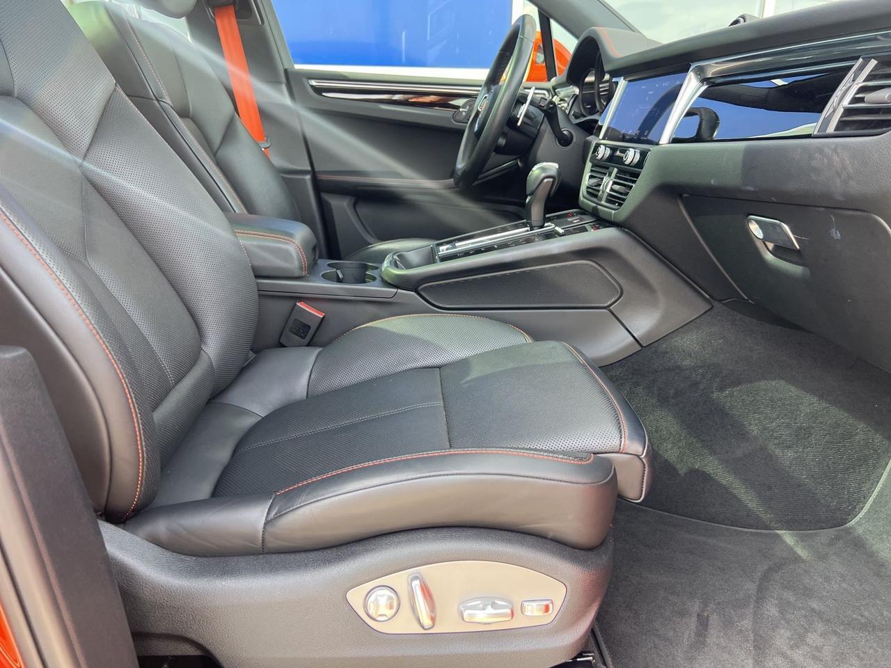 2022 Porsche Macan S Bend OR