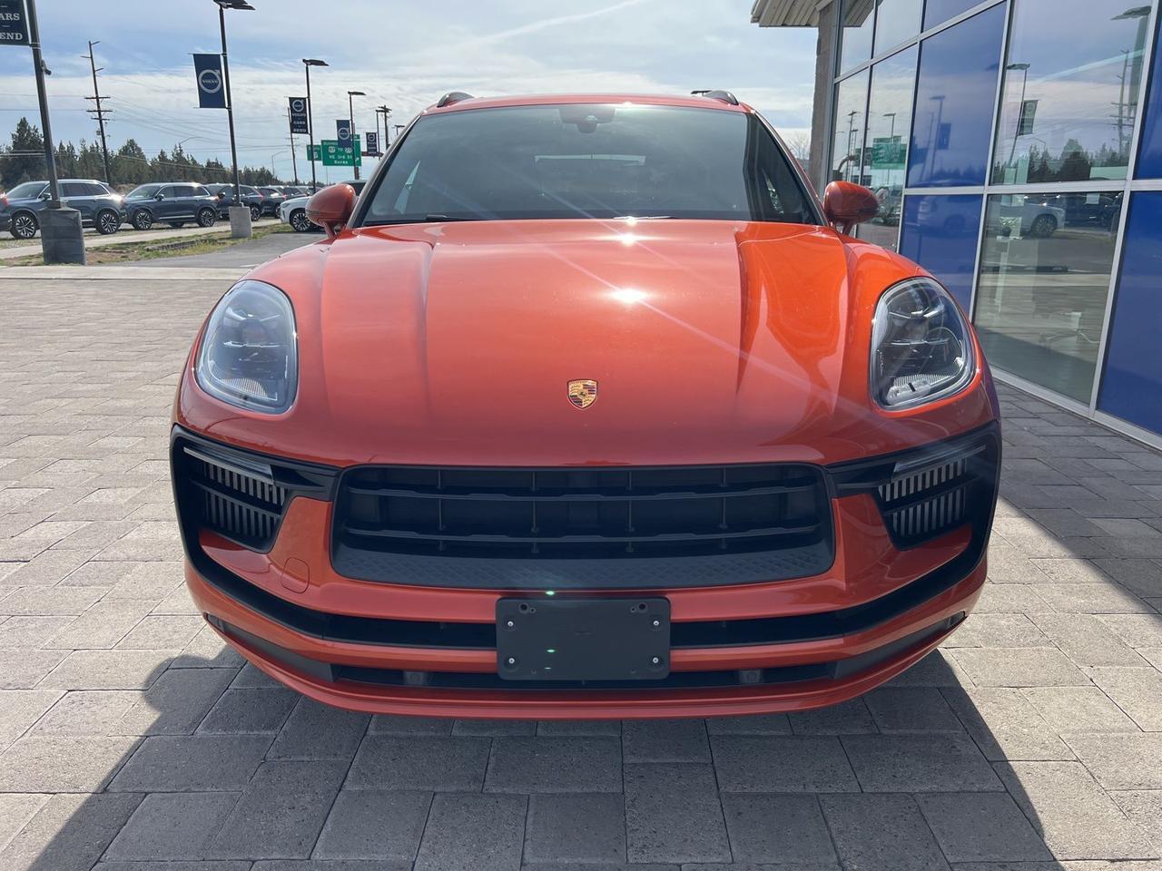 2022 Porsche Macan S Bend OR