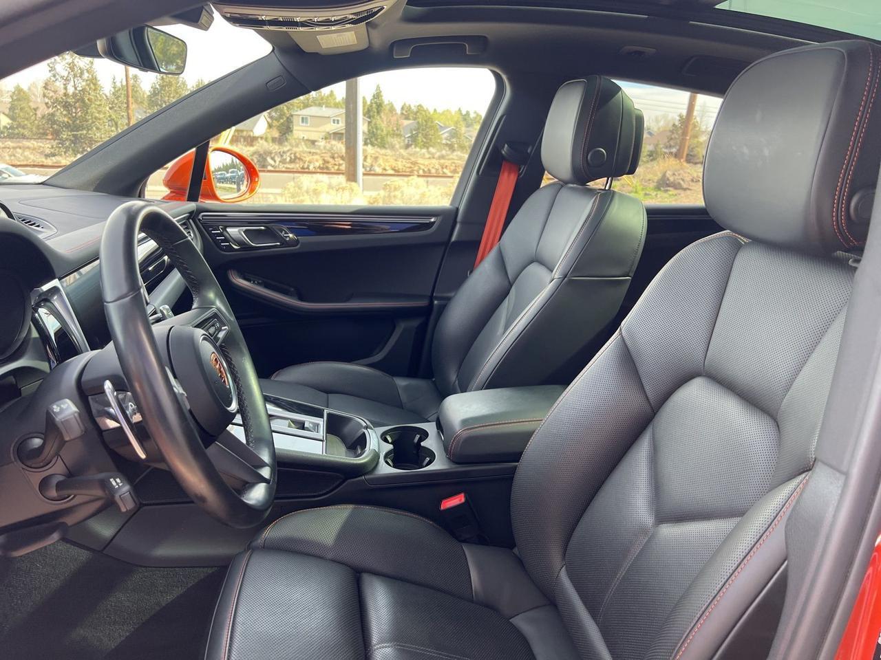 2022 Porsche Macan S Bend OR