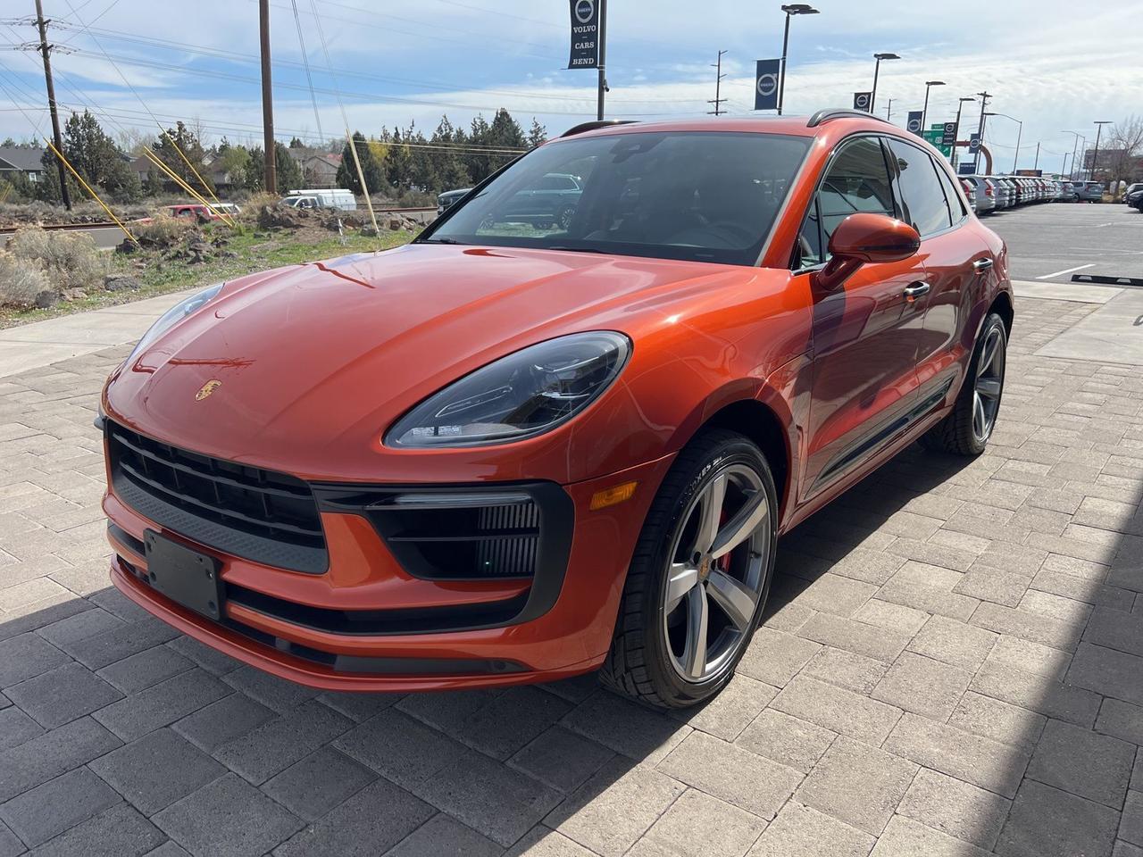 2022 Porsche Macan S Bend OR