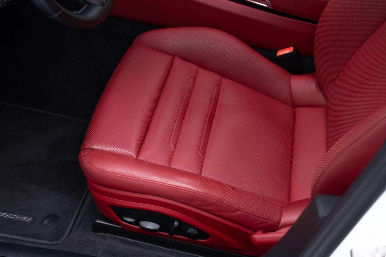 2022 Porsche Panamera 4 E-Hybrid Platinum Edition Pompano Beach FL