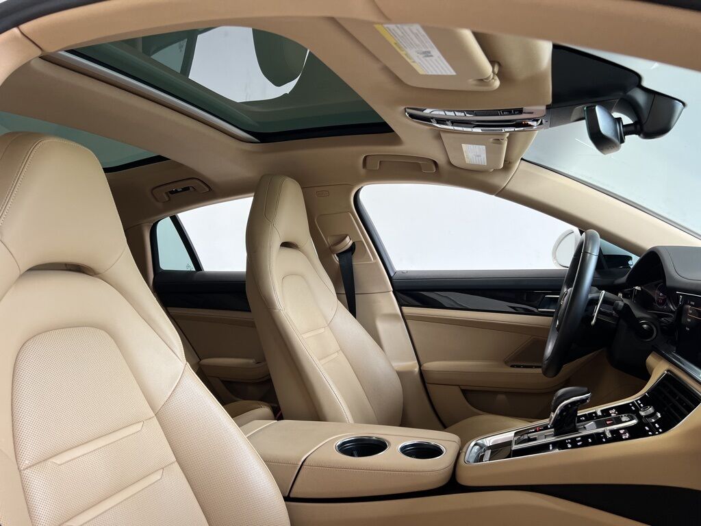 2022 Porsche Panamera 4 Indianapolis IN