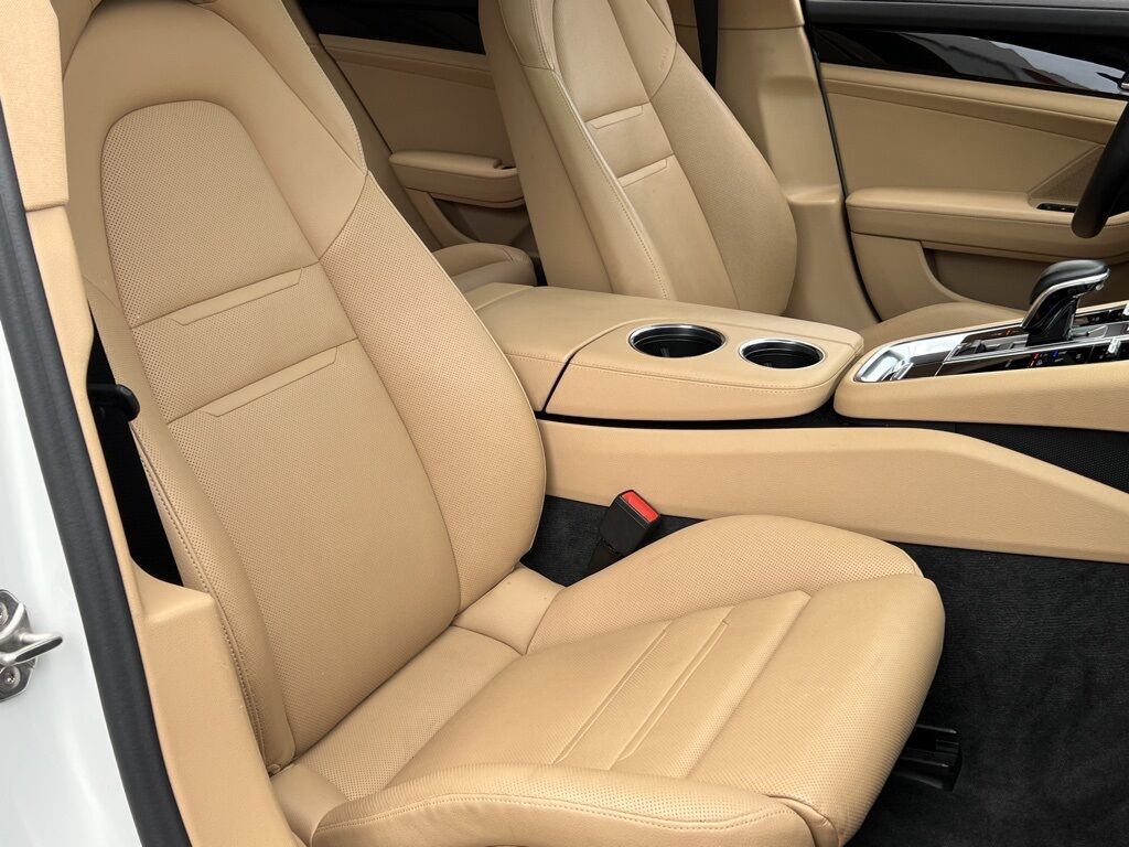 2022 Porsche Panamera 4 Indianapolis IN