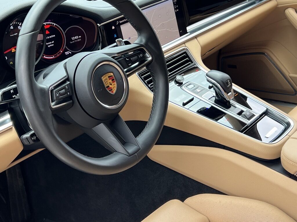 2022 Porsche Panamera 4 Indianapolis IN