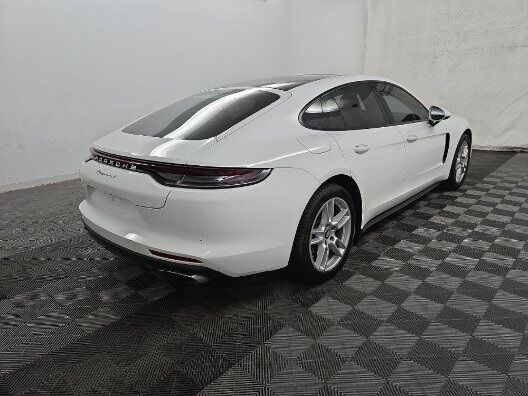 2022 Porsche Panamera 4 Indianapolis IN