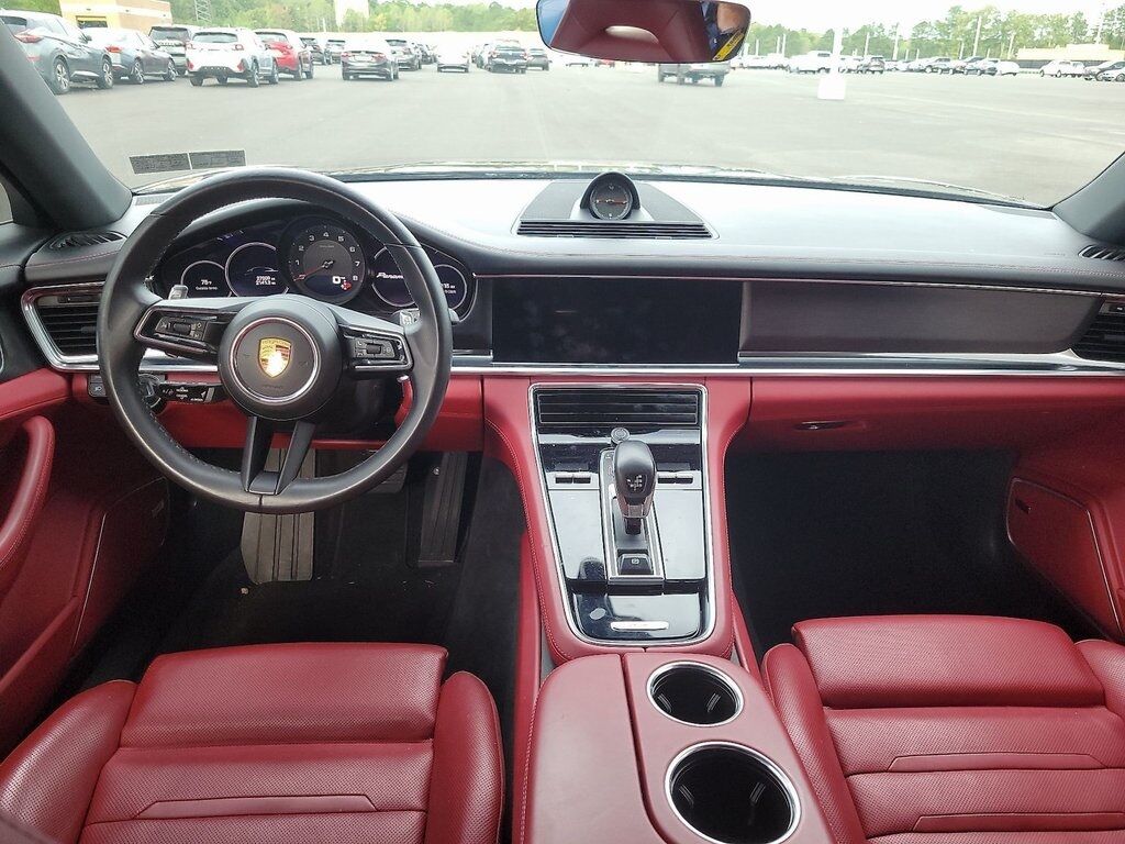 2022 Porsche Panamera 4 Platinum Edition