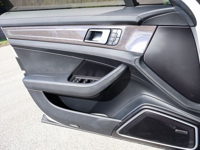 2022 Porsche Panamera 4 Platinum Edition Oshkosh WI 2022 Porsche Panamera 4 Platinum Edition Oshkosh WI