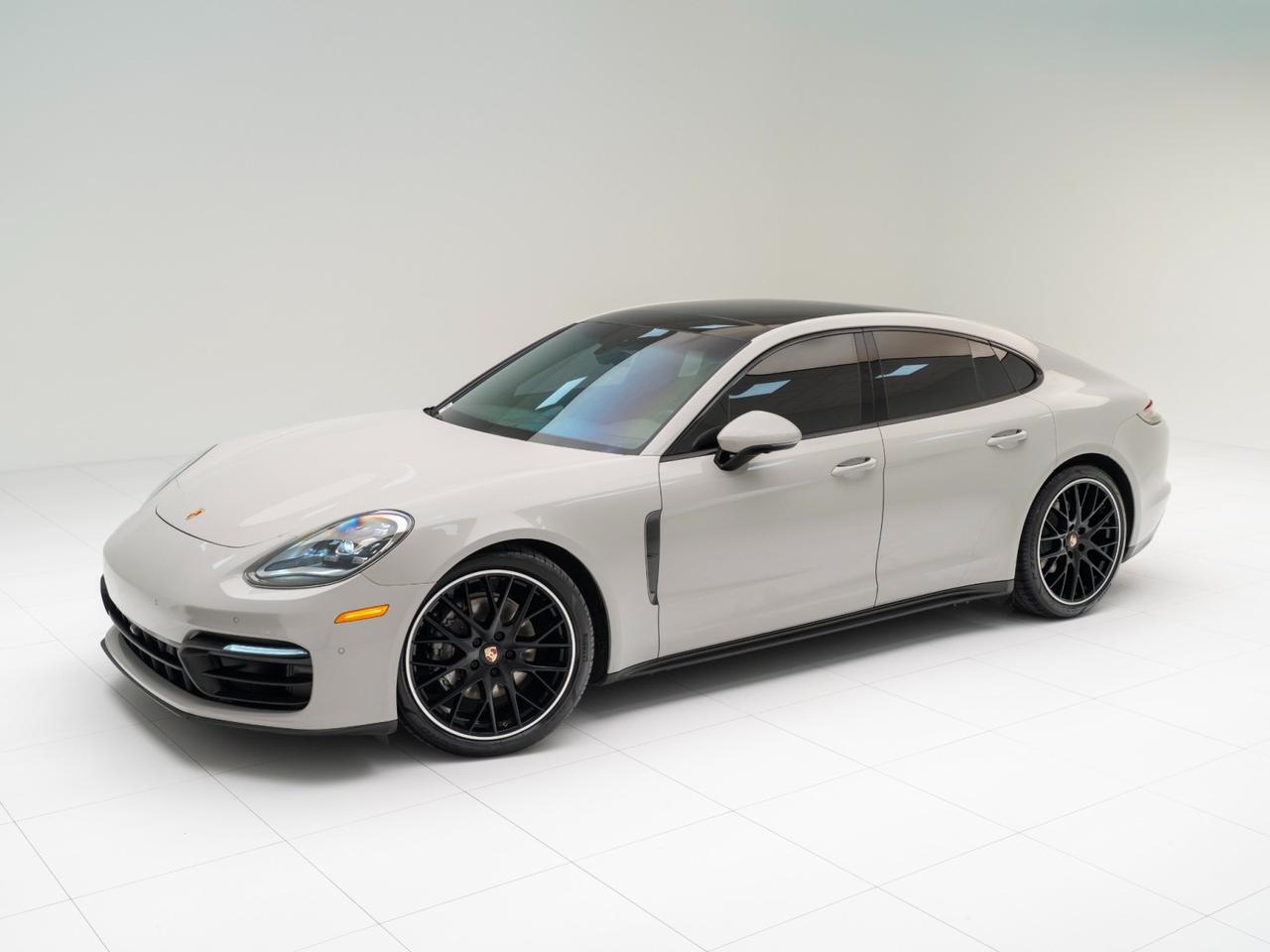 2022 Porsche Panamera 4