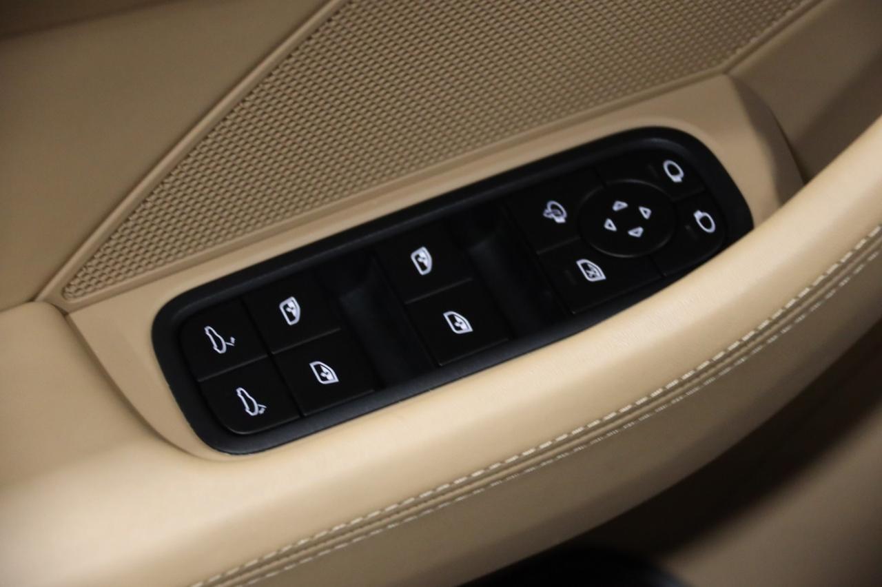 2022 Porsche Panamera 4S AWD 4dr Sedan Skokie IL