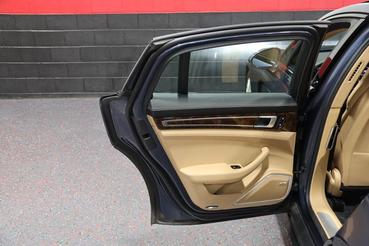 2022 Porsche Panamera 4S AWD 4dr Sedan Skokie IL