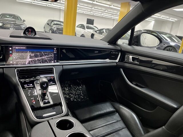 2022 Porsche Panamera Base Dallas TX