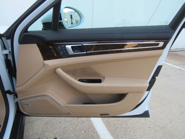 2022 Porsche Panamera E-Hybrid 4 | 4 Platinum Edition Plano TX