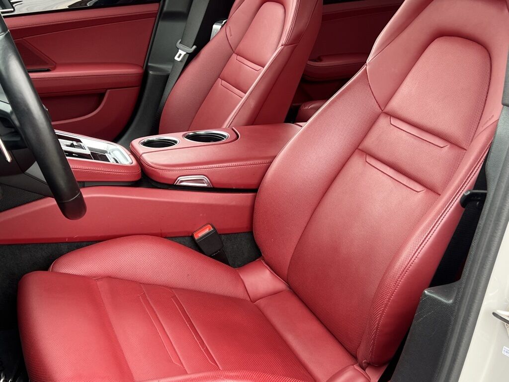 2022 Porsche Panamera E-Hybrid 4S Indianapolis IN
