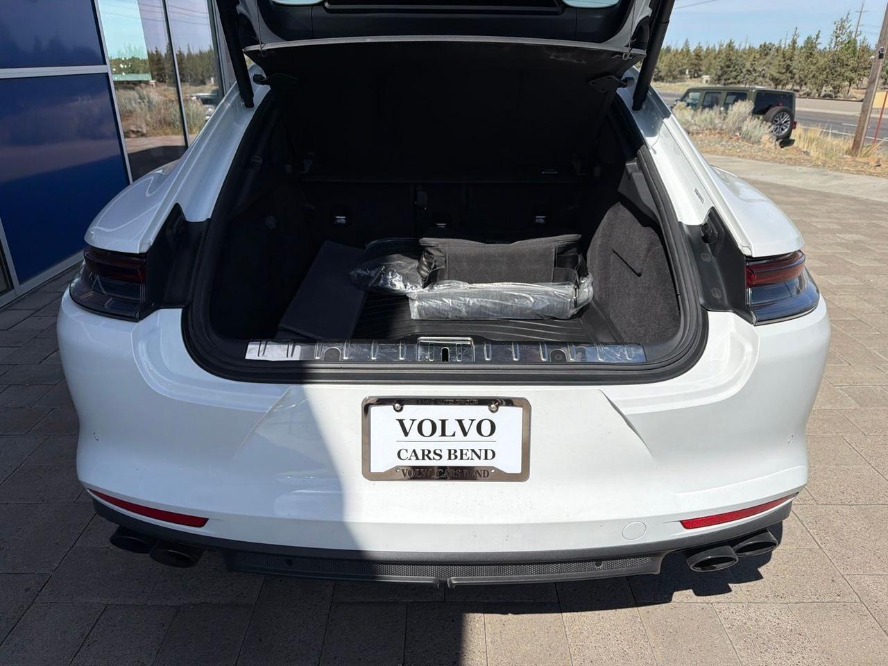2022 Porsche Panamera E-Hybrid 4S Bend OR