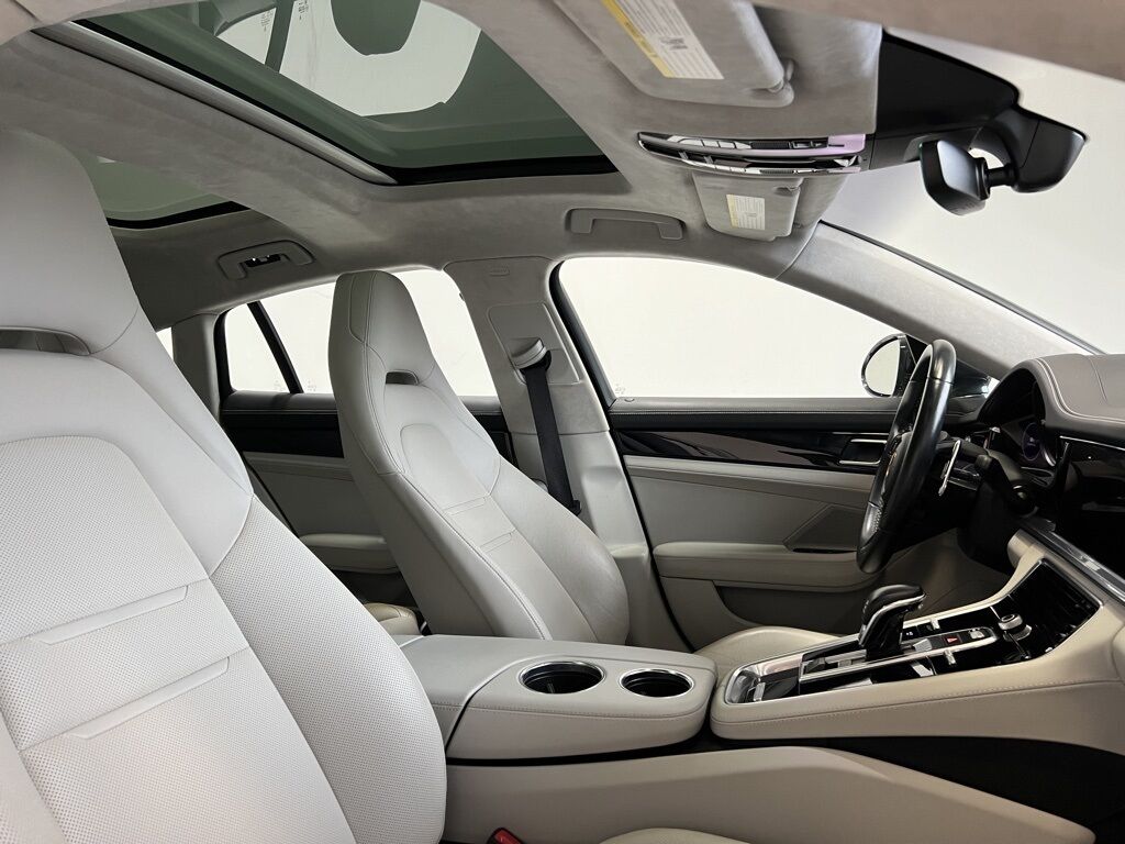 2022 Porsche Panamera GTS Indianapolis IN