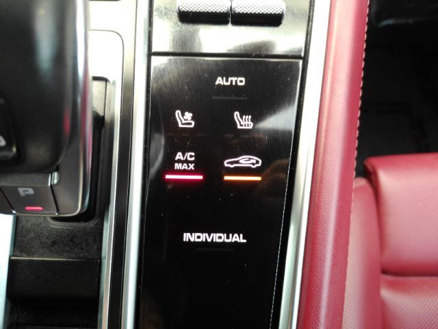 2022 Porsche Panamera Platinum Edition Plano TX