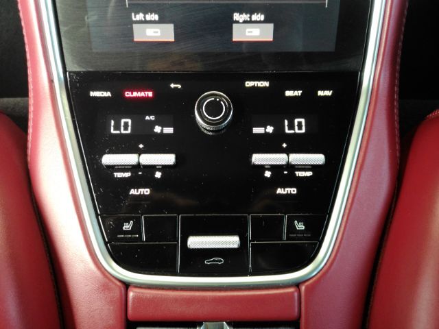 2022 Porsche Panamera Platinum Edition Plano TX