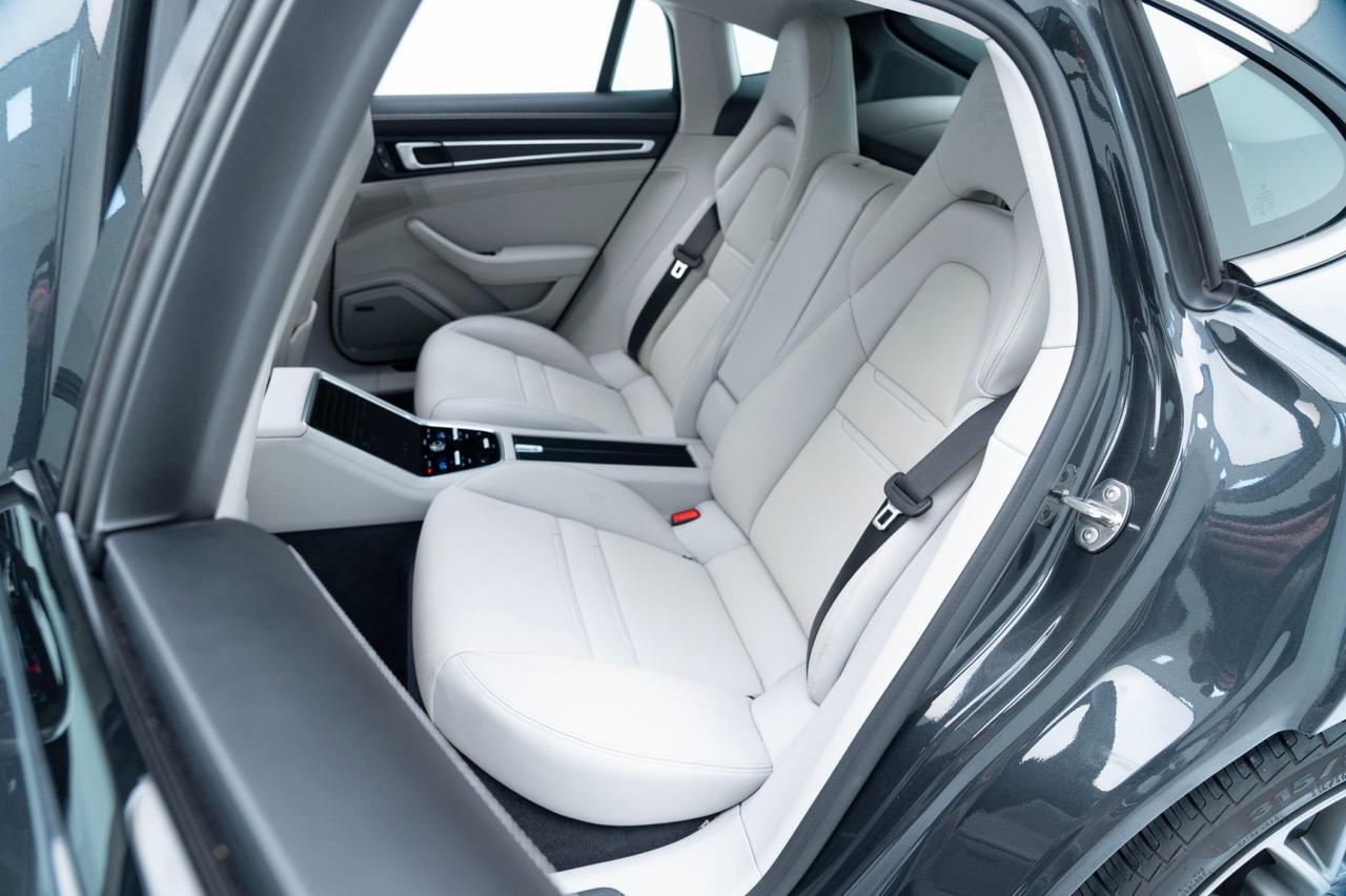 2022 Porsche Panamera Platinum Edition Pompano Beach FL