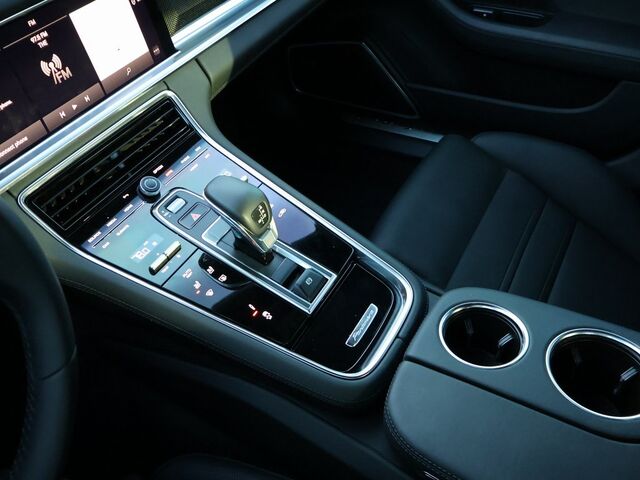 2022 Porsche Panamera Turbo S Executive Oshkosh WI