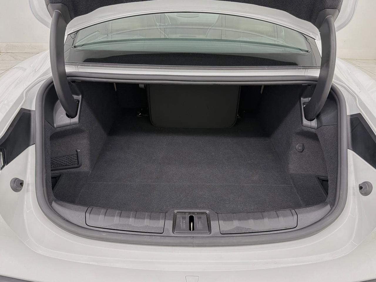 2022 Porsche Taycan Newark DE