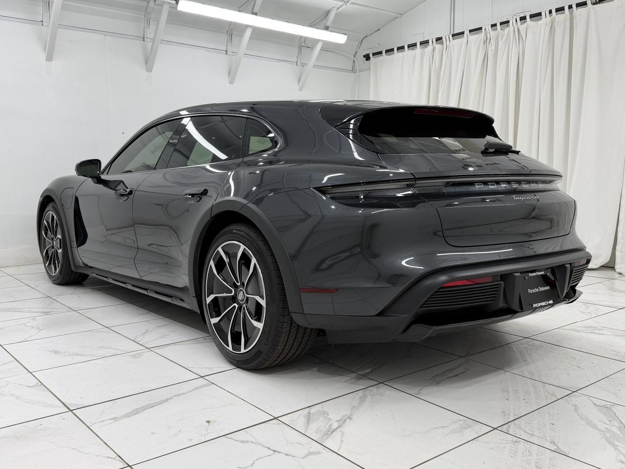 2022 Porsche Taycan 4 Newark DE