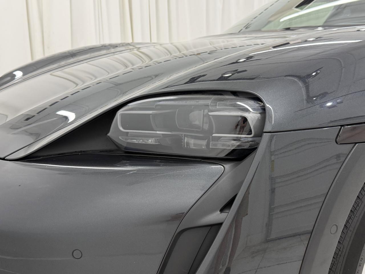 2022 Porsche Taycan 4 Newark DE