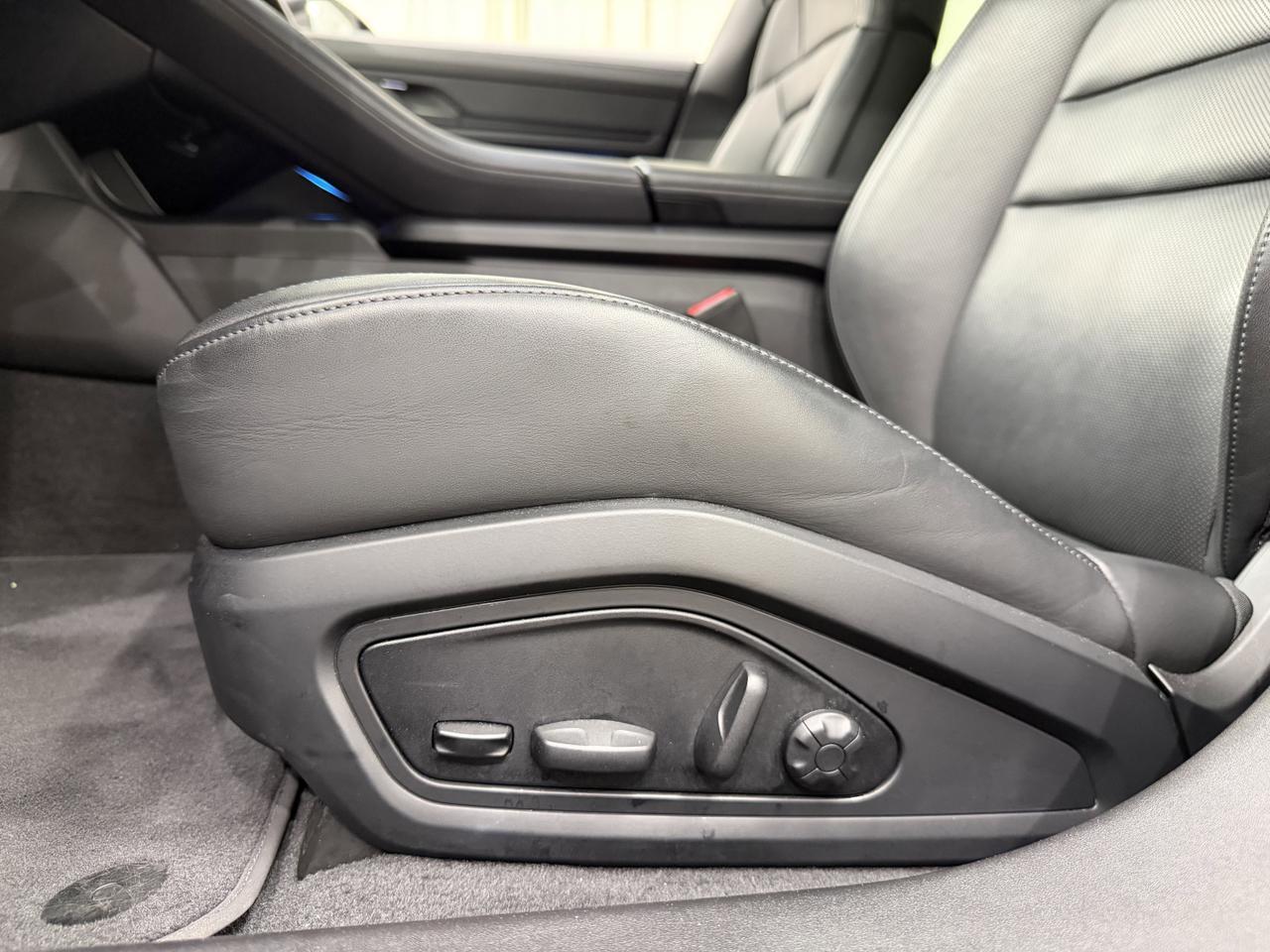 2022 Porsche Taycan 4 Newark DE