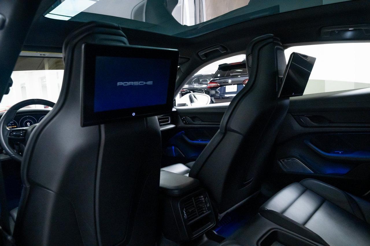 2022 Porsche Taycan 4S AWD $37k in options, Performance Package Portland OR