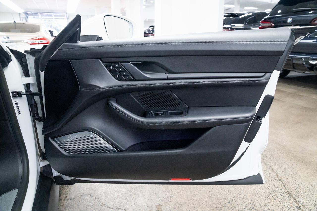 2022 Porsche Taycan 4S AWD $37k in options, Performance Package Portland OR