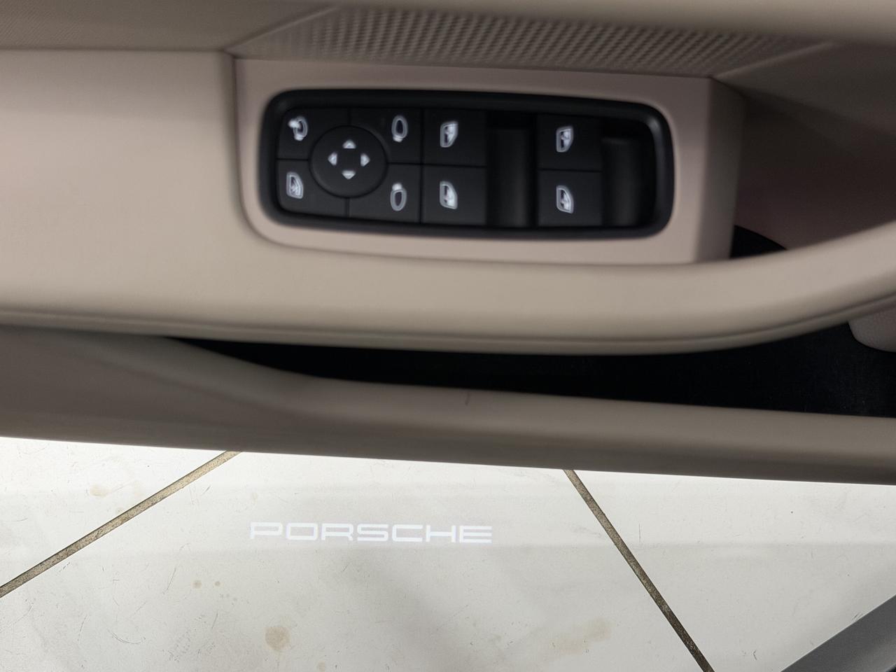 2022 Porsche Taycan 4S Newark DE