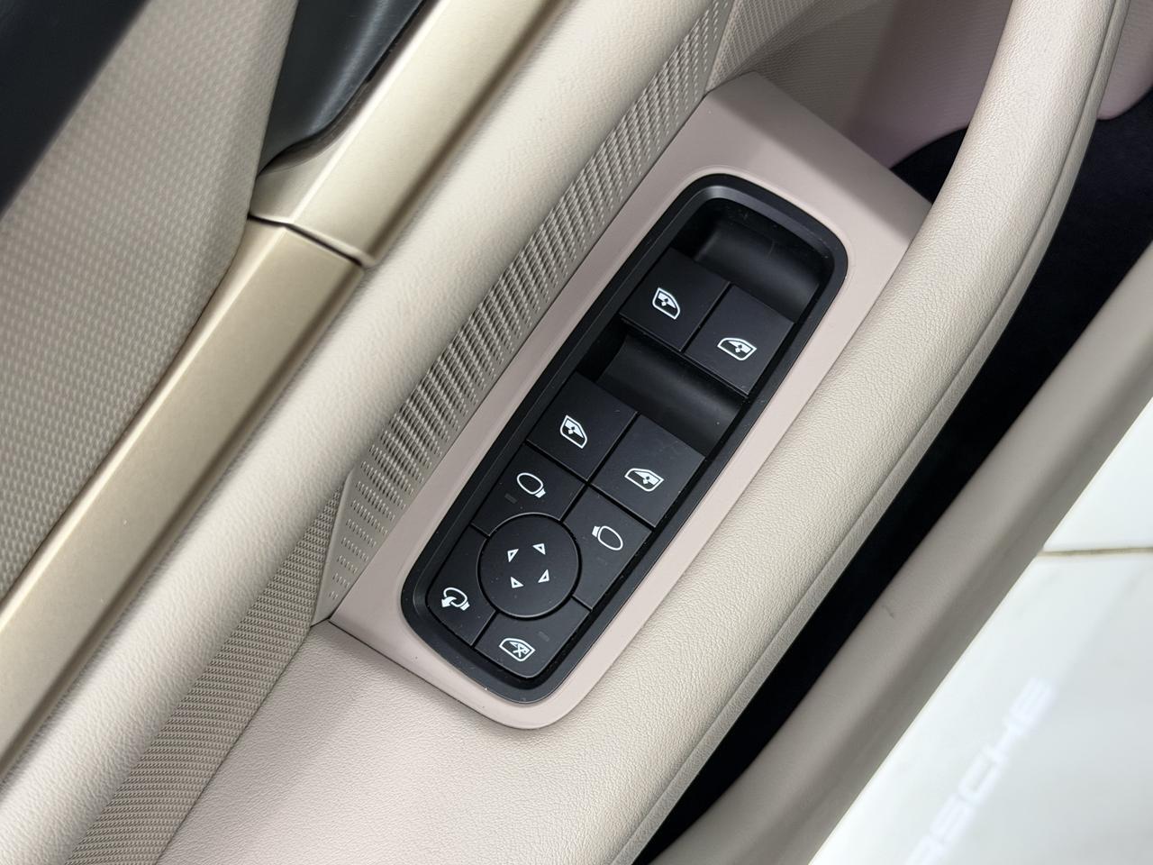 2022 Porsche Taycan 4S Newark DE