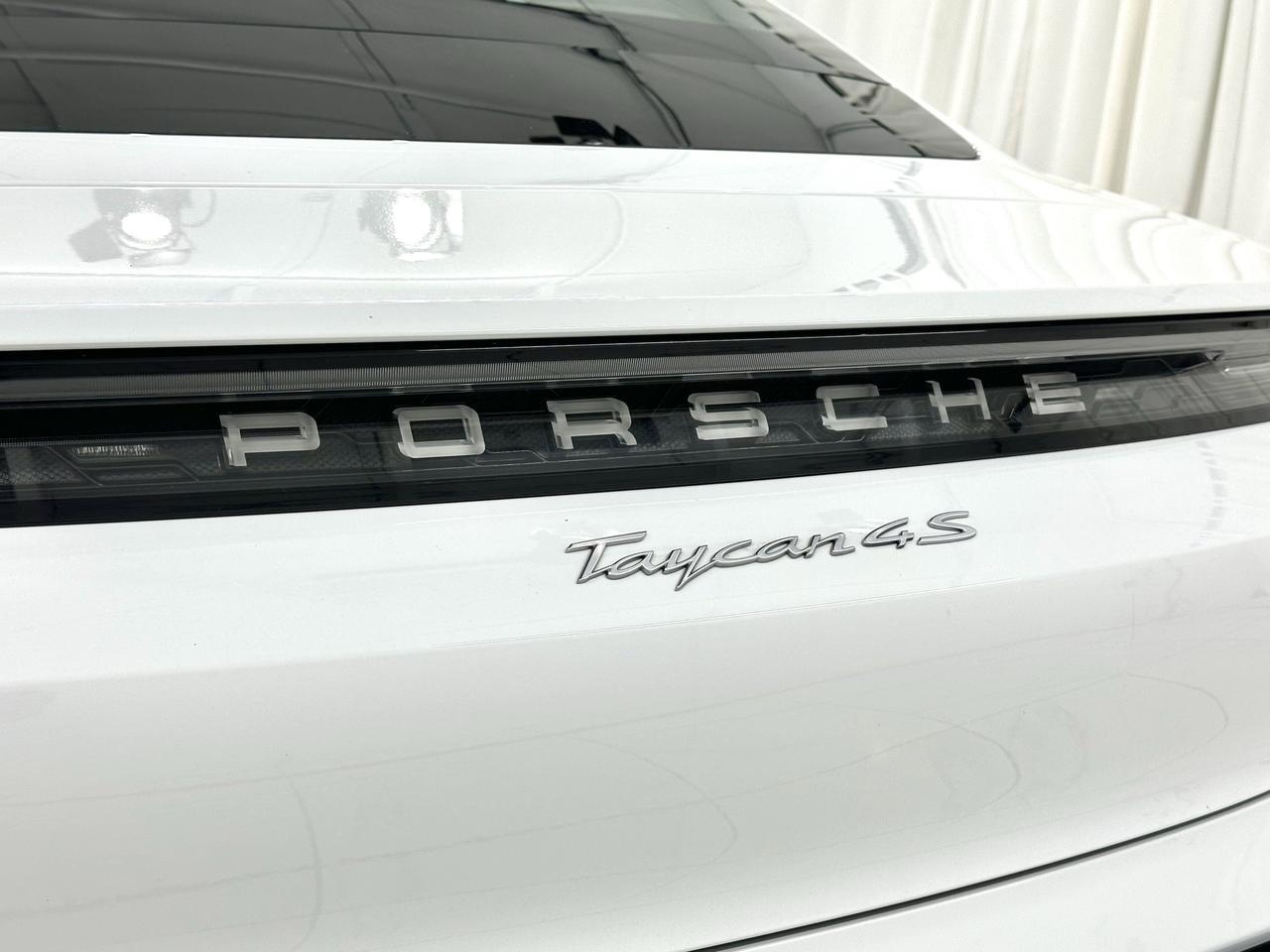 2022 Porsche Taycan 4S Newark DE