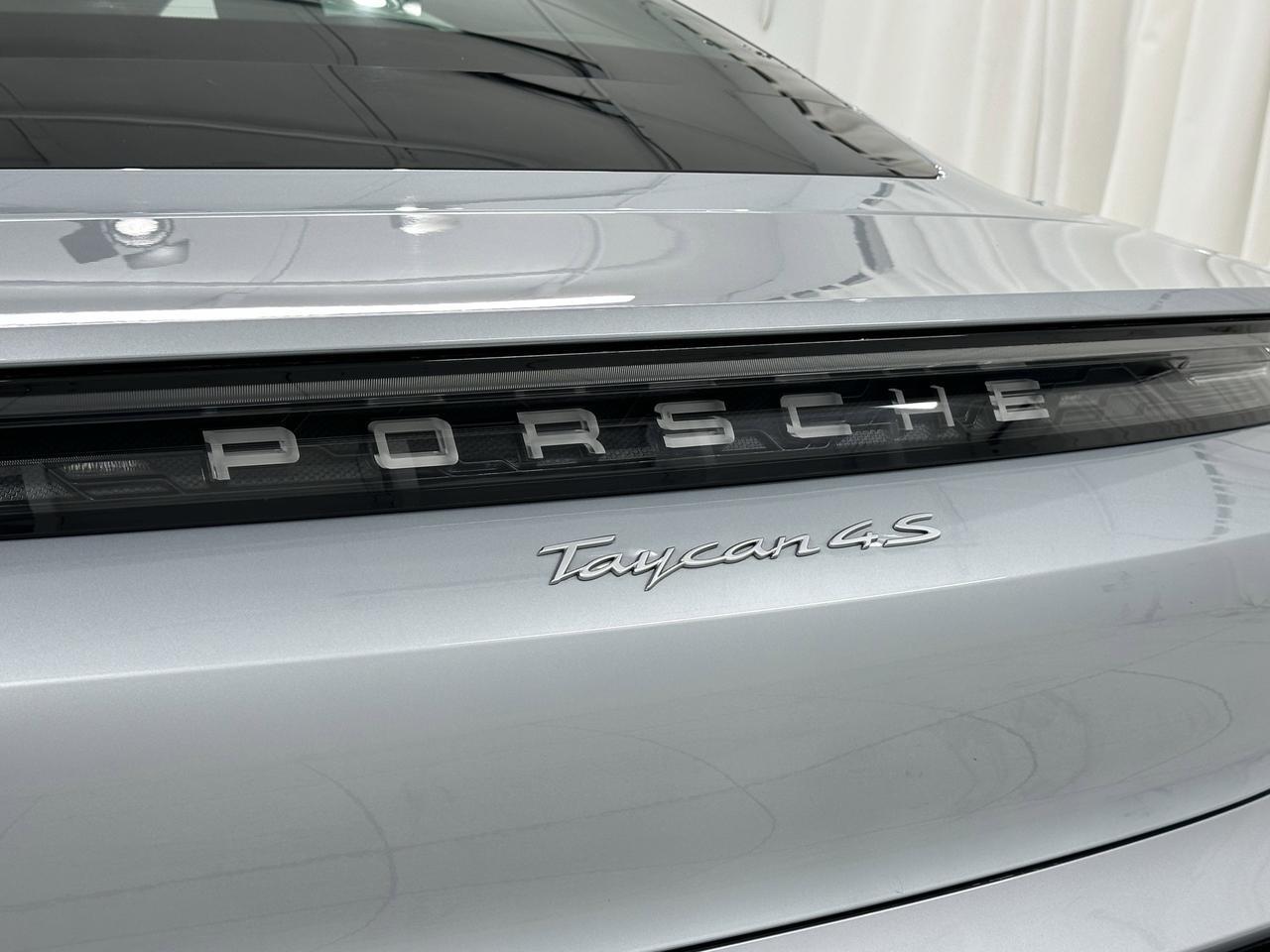 2022 Porsche Taycan 4S Newark DE
