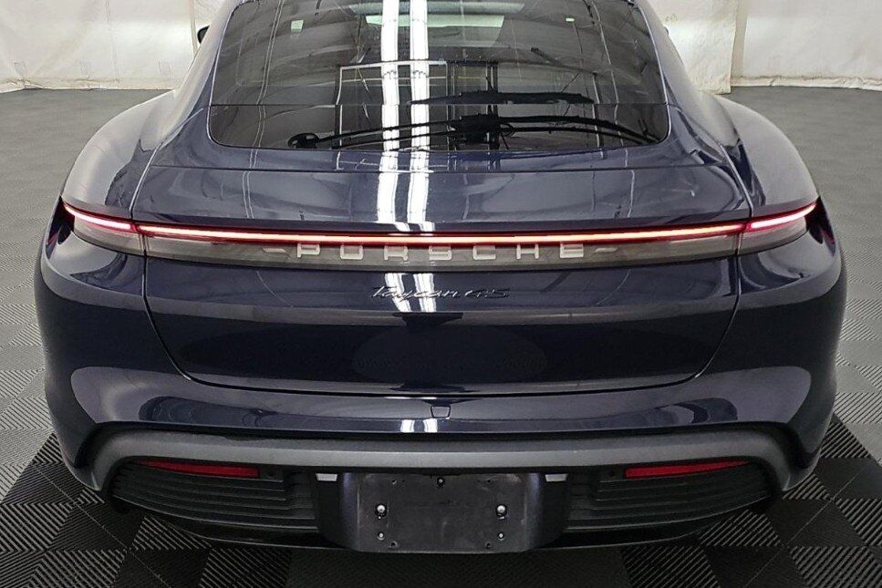 2022 Porsche Taycan 4S PTS Dark Sea Blue Technology Package Portland OR