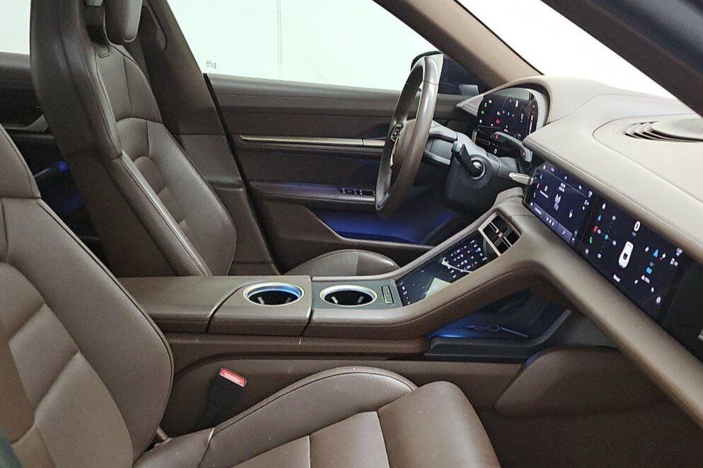 2022 Porsche Taycan 4S PTS Dark Sea Blue Technology Package Portland OR