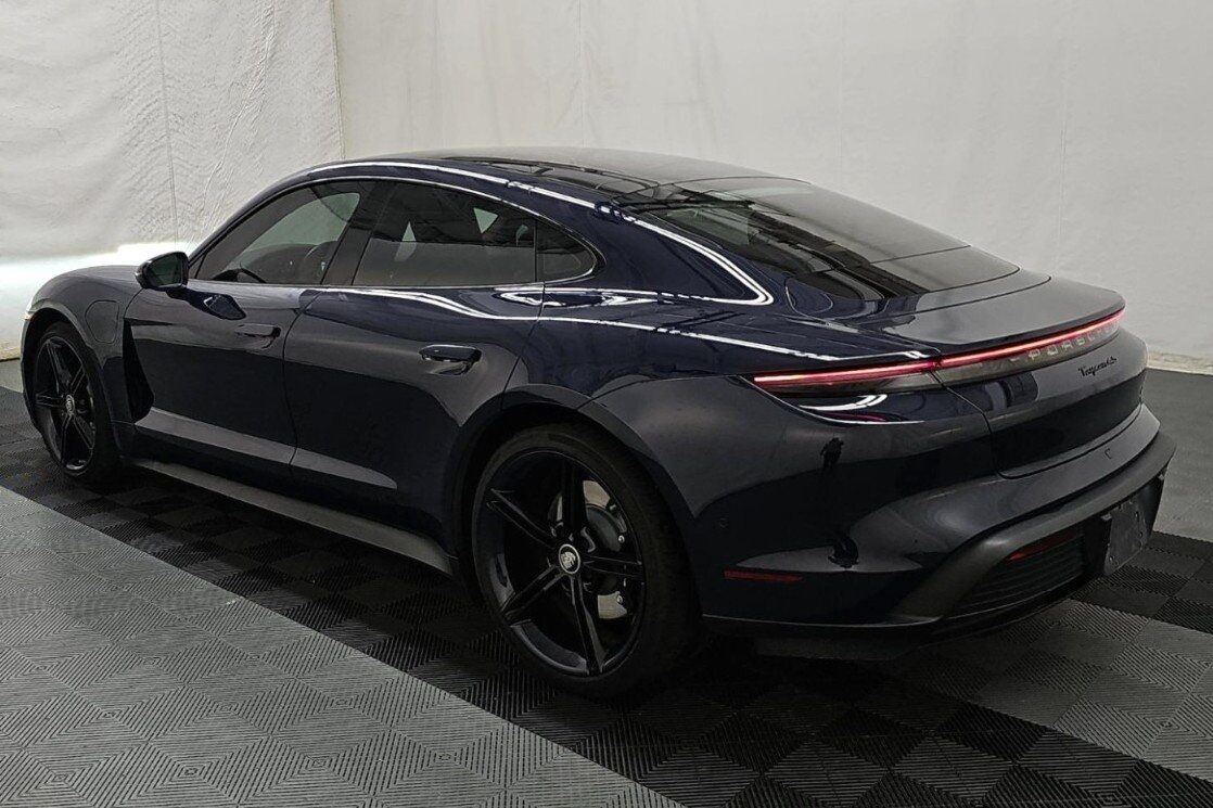 2022 Porsche Taycan 4S PTS Dark Sea Blue Technology Package Portland OR