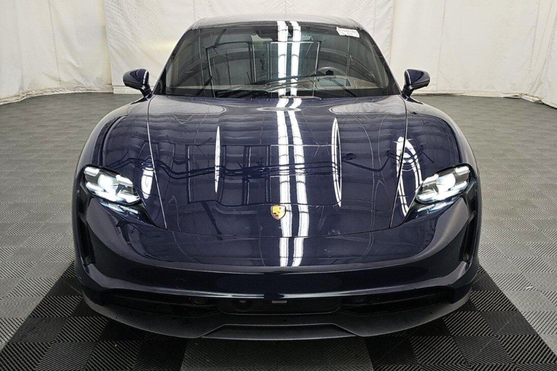 2022 Porsche Taycan 4S PTS Dark Sea Blue Technology Package Portland OR