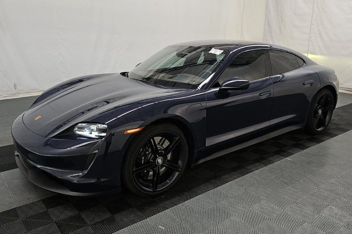 2022 Porsche Taycan 4S PTS Dark Sea Blue Technology Package Portland OR