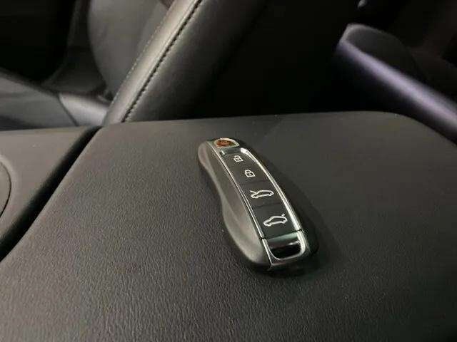 2022 Porsche Taycan Base Dallas TX